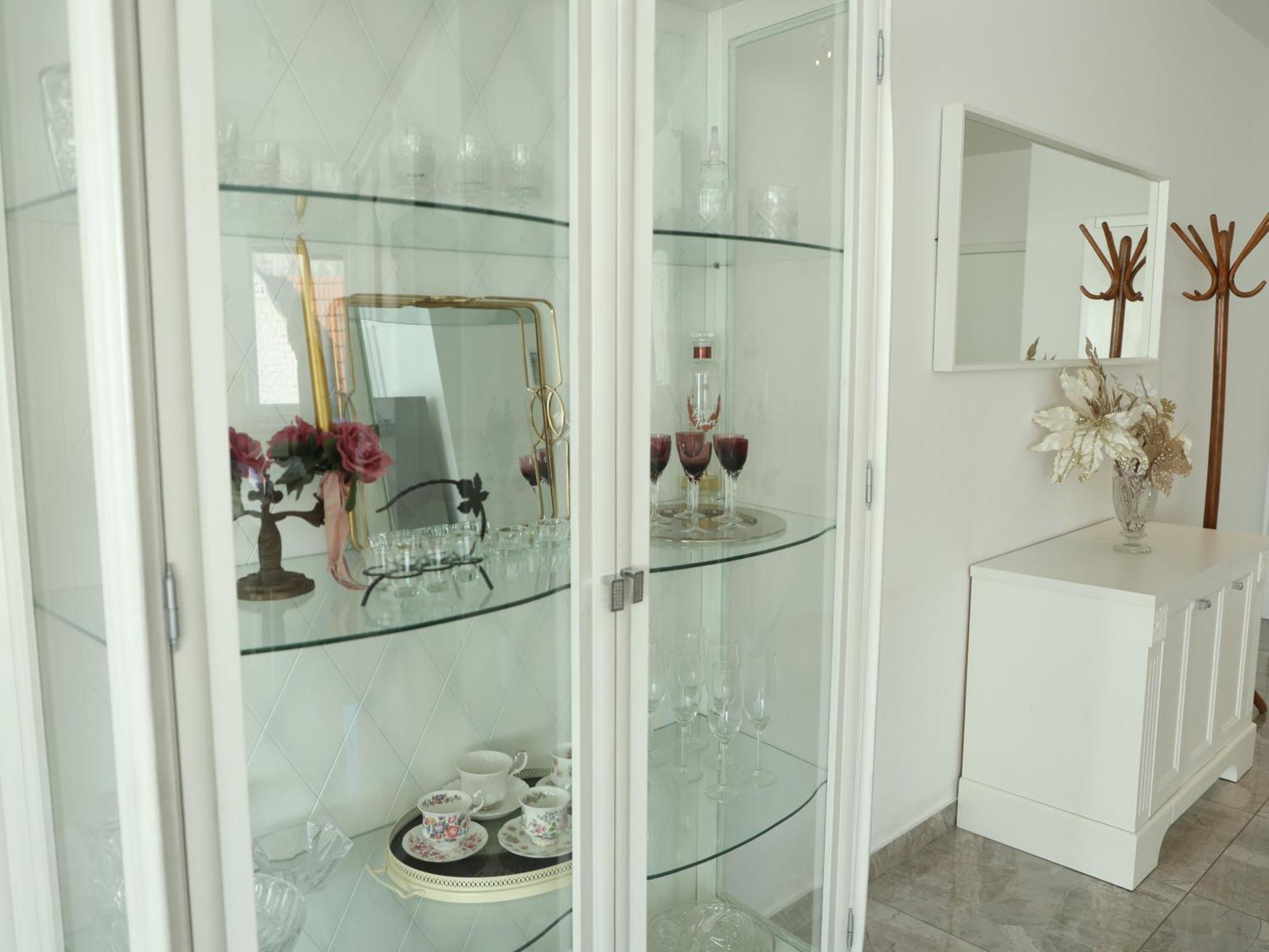 Lux House Olga Apartment รูมา ภายนอก รูปภาพ