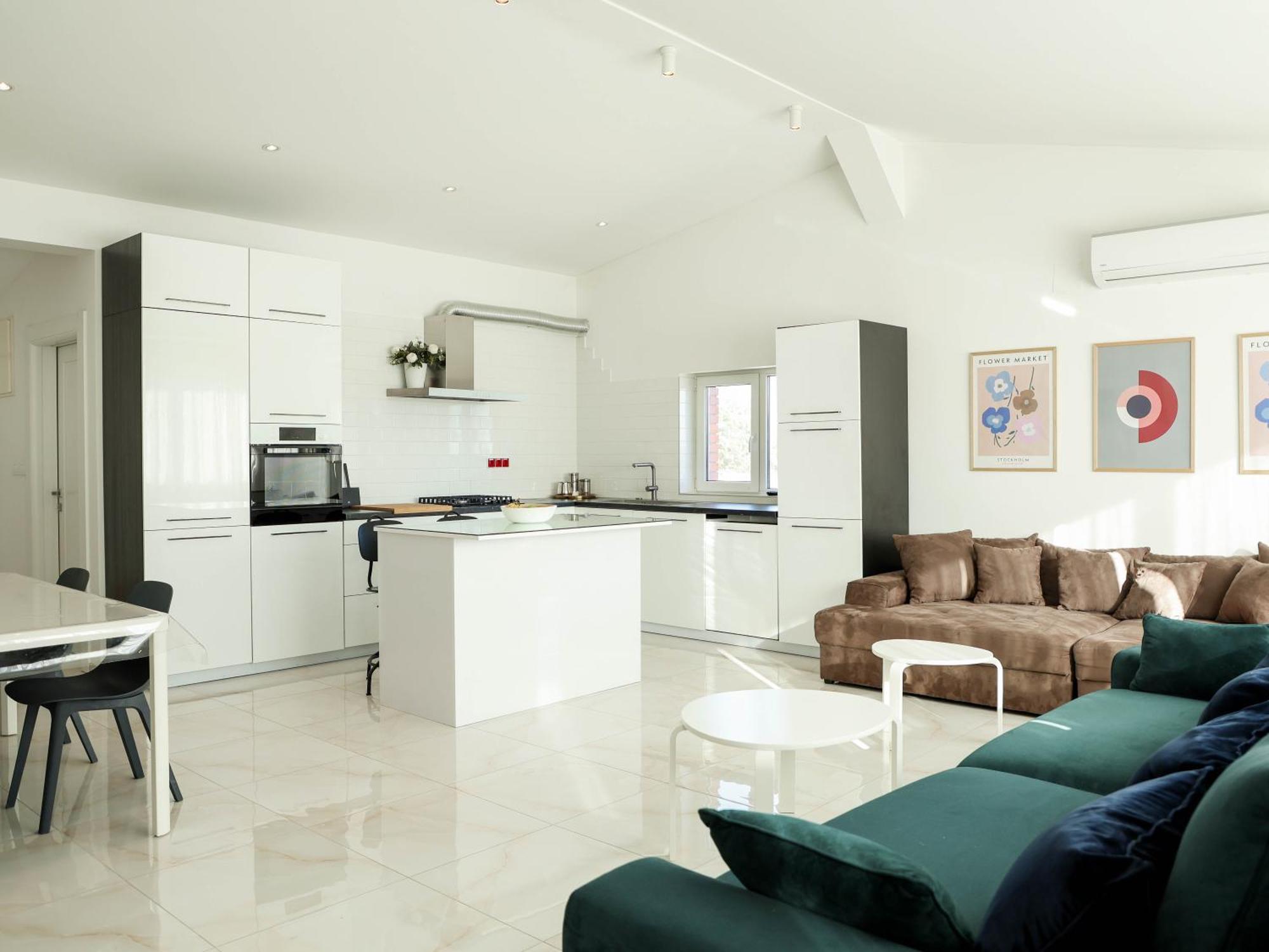 Lux House Olga Apartment รูมา ภายนอก รูปภาพ