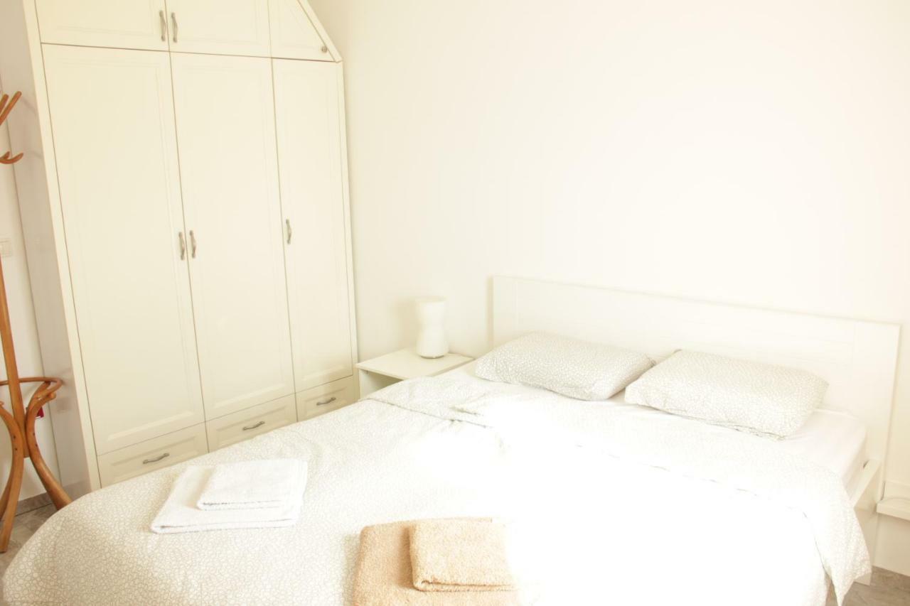 Lux House Olga Apartment รูมา ภายนอก รูปภาพ