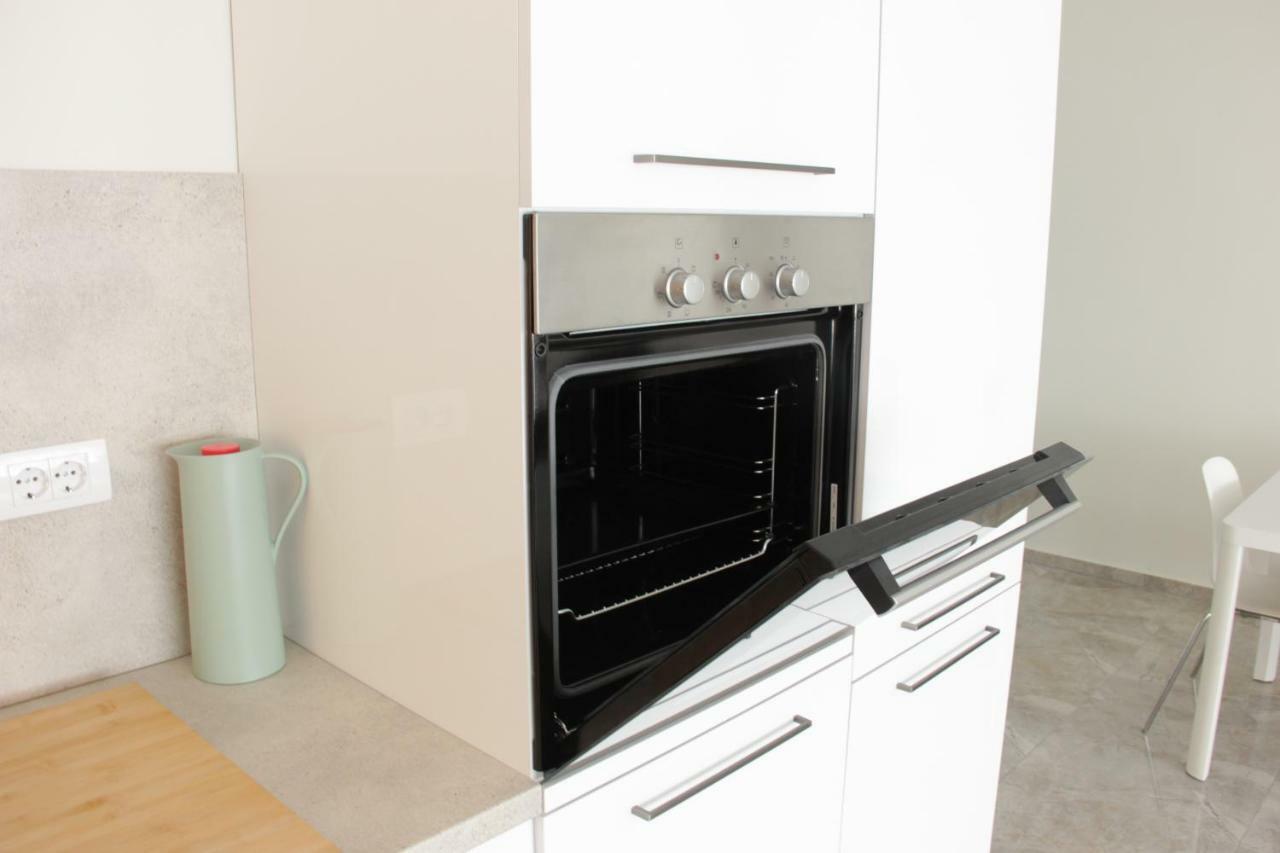 Lux House Olga Apartment รูมา ภายนอก รูปภาพ