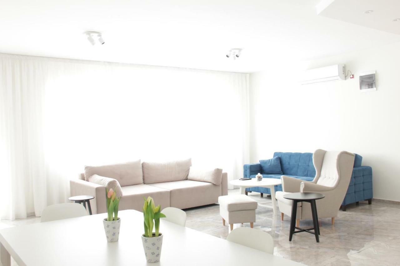 Lux House Olga Apartment รูมา ภายนอก รูปภาพ